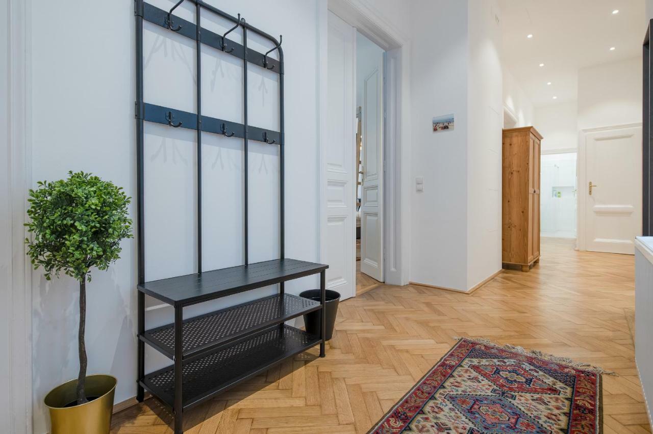 Grand Soho II Apartment Viyana Dış mekan fotoğraf