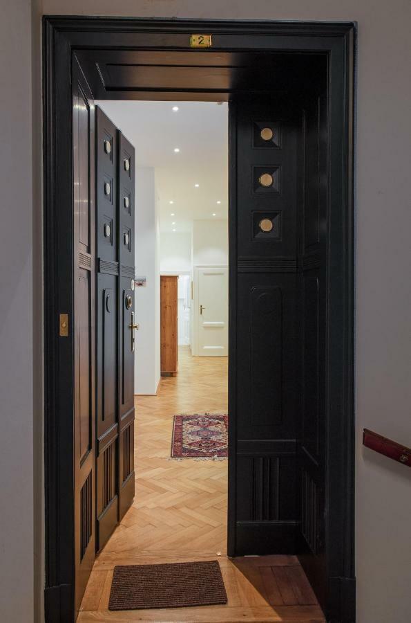 Grand Soho II Apartment Viyana Dış mekan fotoğraf